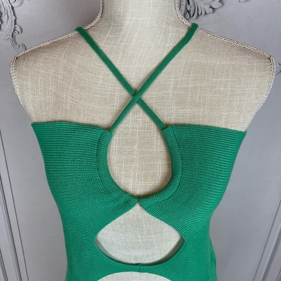 Emerald Bay Classy Keyhole Halter Backless Cutout Cocktail Party Dress - Picture 6 of 7